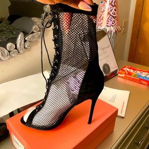 🌟BRAND NEW Simmi Booties 🌟